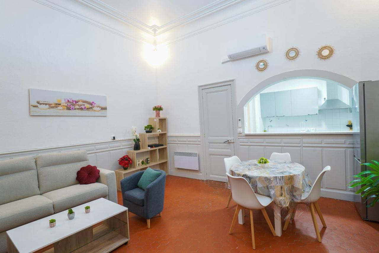 Appartement Du Forum,La Gare, 50 M2 , Climatisation, Garage, Cour Narbonne Buitenkant foto