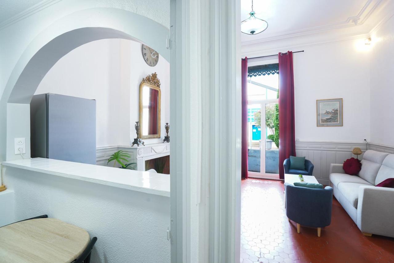Appartement Du Forum,La Gare, 50 M2 , Climatisation, Garage, Cour Narbonne Buitenkant foto