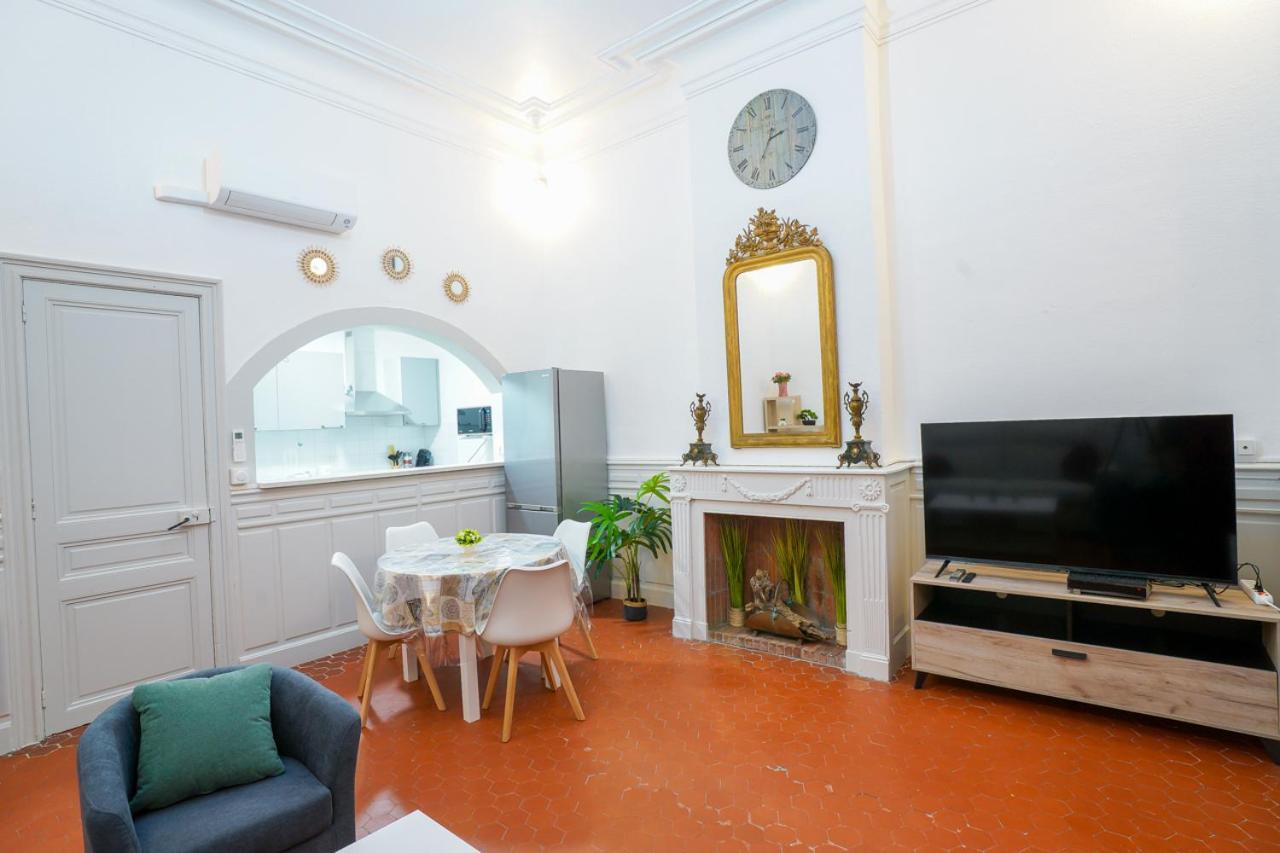 Appartement Du Forum,La Gare, 50 M2 , Climatisation, Garage, Cour Narbonne Buitenkant foto